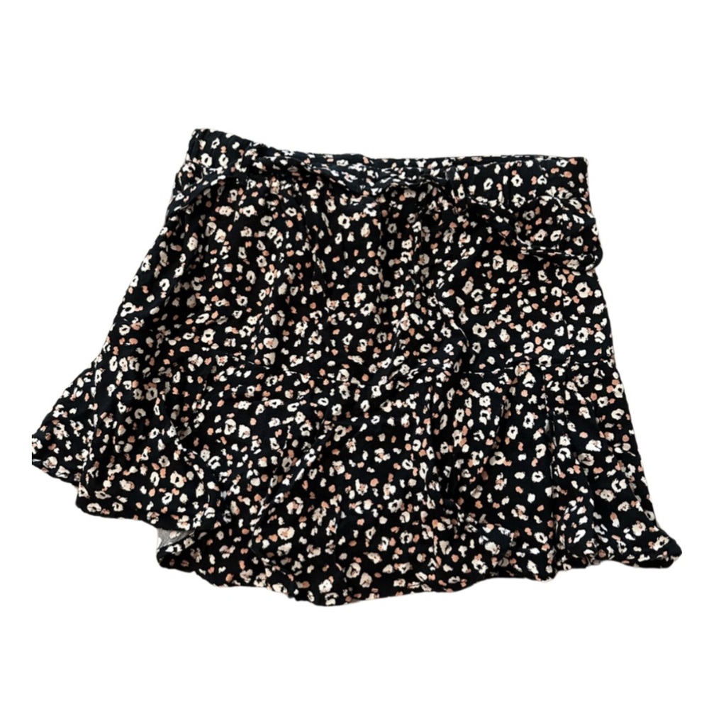 Urban Romantics High Waist Tie Front Skort